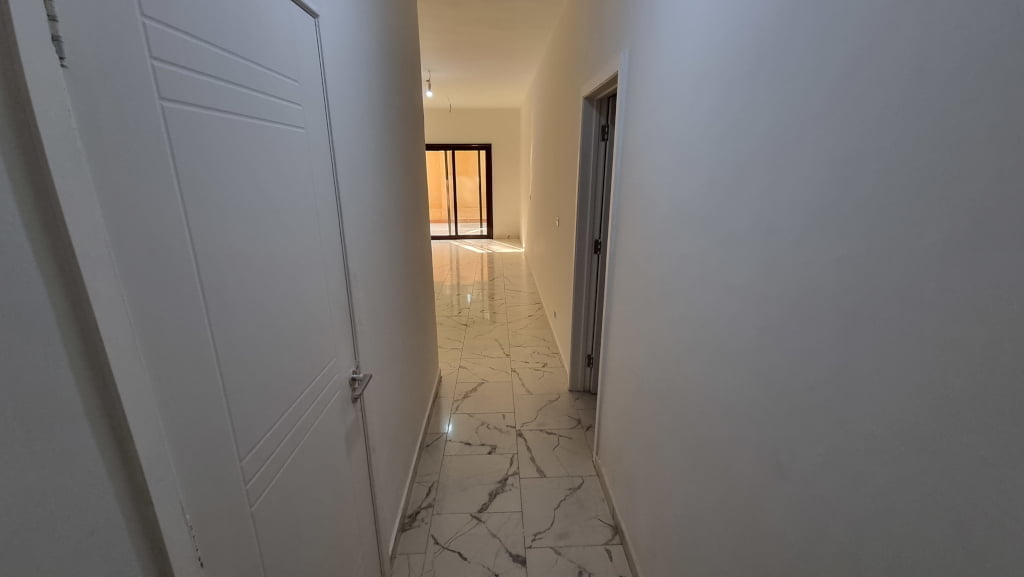 Ready to move in one bedroom apartment in Turtles Beach Resort